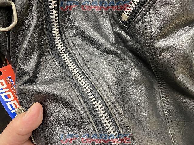 Daito
THEBIKE
Double collar leather jacket-04