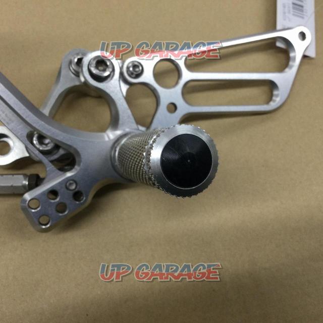 BABY
FACE4P back step
DUCATI
748/916/996/998
Compatible (’94-’02)-08