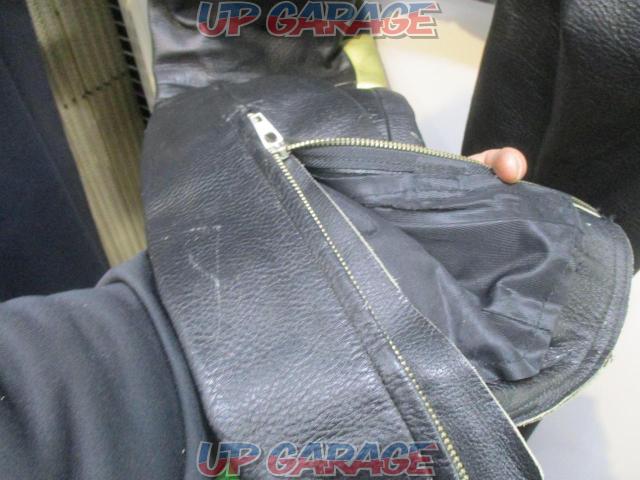Size unknown
KUSHITANI
Racing leather pants
black-10