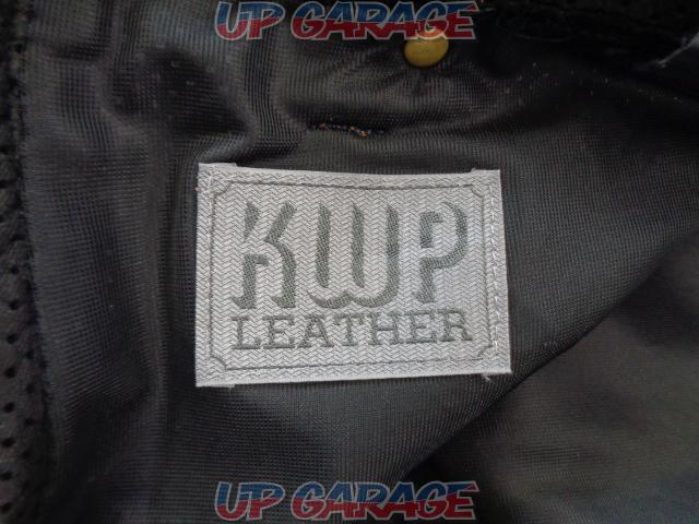 KUSHITANI EXPLORER jeans
black
Size 32-09