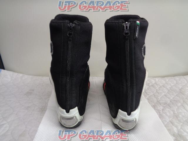 DAINESE
R.AXIAL
PRO
IN
BOOTS
Size 40/26.5cm-06