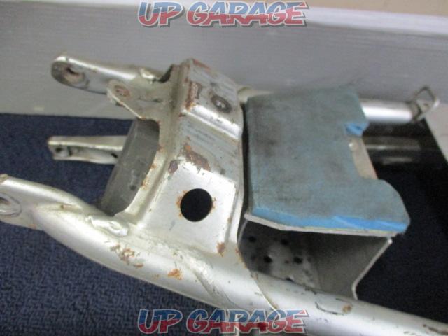 HONDA genuine
Seat frame
Removal of NSR 250 R (MC 28)-03