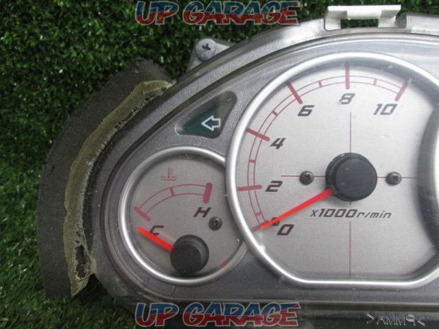 Yamaha
Majesty 250C
Genuine speedometer-02
