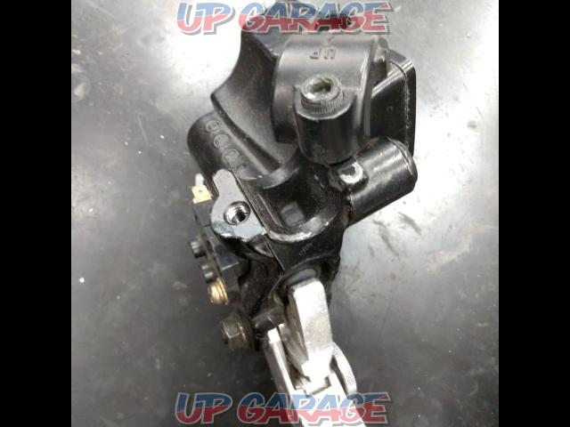 Kawasaki
Genuine front brake master cylinder
General purpose
Φ5 / 8 inch-05