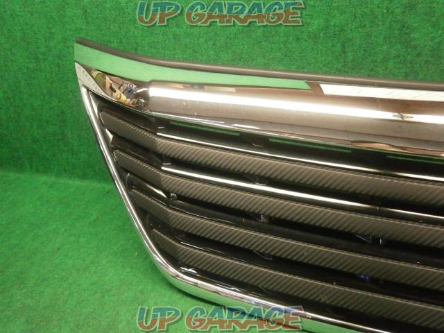 LX-MODE
LX colored mark-less front grille
20 system Vellfire
Previous period
No camera car-04