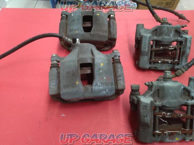 TOYOTA (Toyota original)
Crown
18 system
Before and after
Caliper set-02