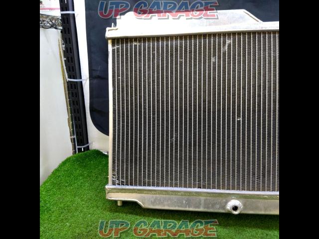 FD3S/RX-7 Manufacturer unknown
Genuine replacement type aluminum 3-layer radiator-02