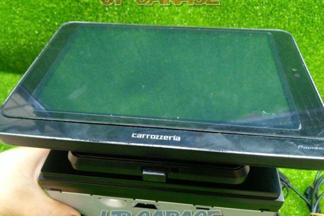 carrozzeria
FH-7600SC + SDA-700TAB
Tablet in car-04