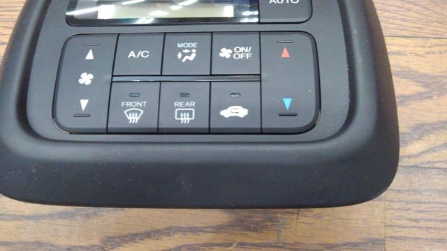 N-VAN
JJ1HONDA
Honda
Air conditioner button ASSY-03
