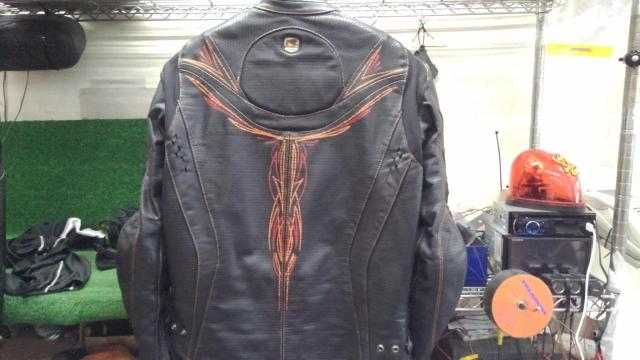 LL size HYOD
D30
Punching leather jacket
LL size-05