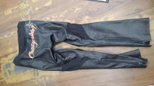 LW2HYOD
Punching leather pants
MHI-006V-04