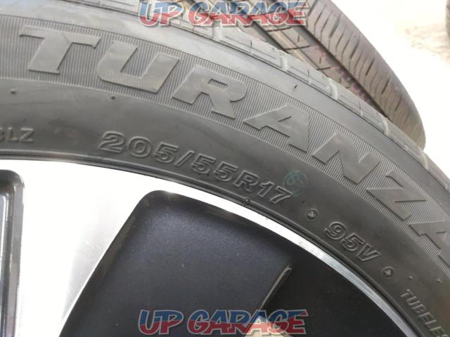 Nissan genuine
Kicks/P15
Original wheel
+
BRIDGESTONE
TURANZA
ER33-06