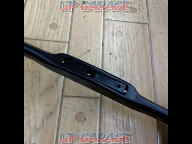 [80 system
NOAH/VOXY Manufacturer unknown
Aero blade Wiper
Right and left-08