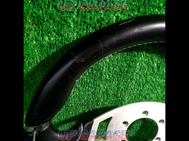 MOMO
Millennium
Leather steering wheel
35Φ-02