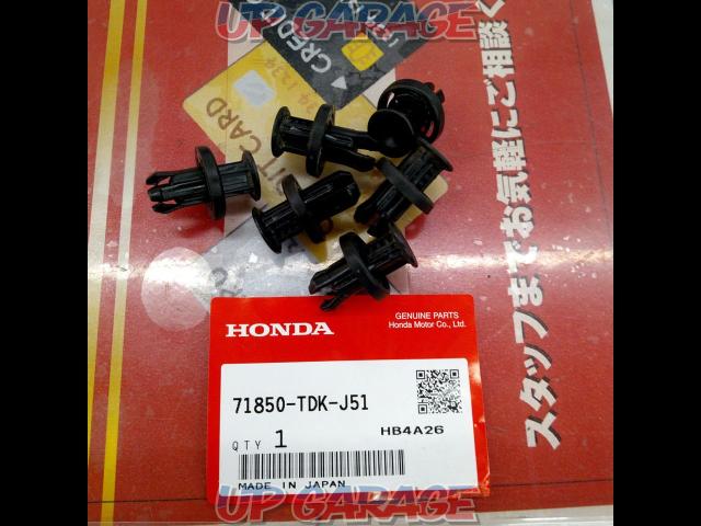Honda genuine freed side sill
Left-09