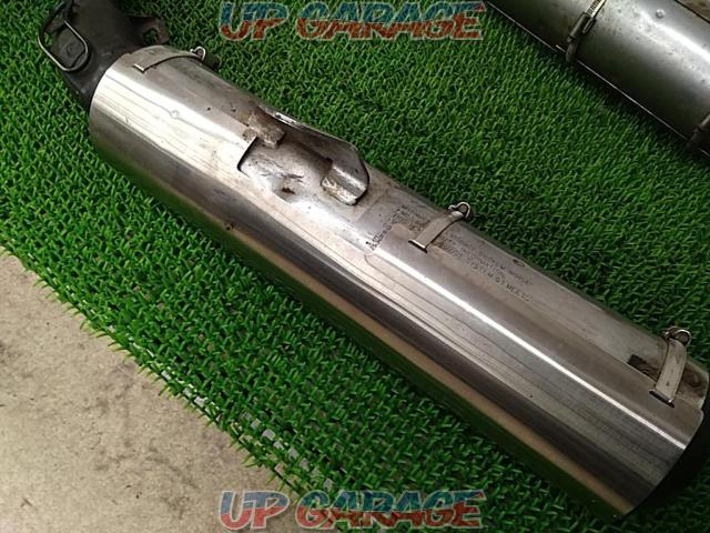 For some reason, current sales HONDA
Genuine silencer
VFR750F(RC24) *Vehicle inspection compliance unknown-05