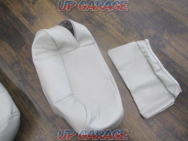 Unknown Manufacturer
Seat Cover
LA850 series move canvas-09
