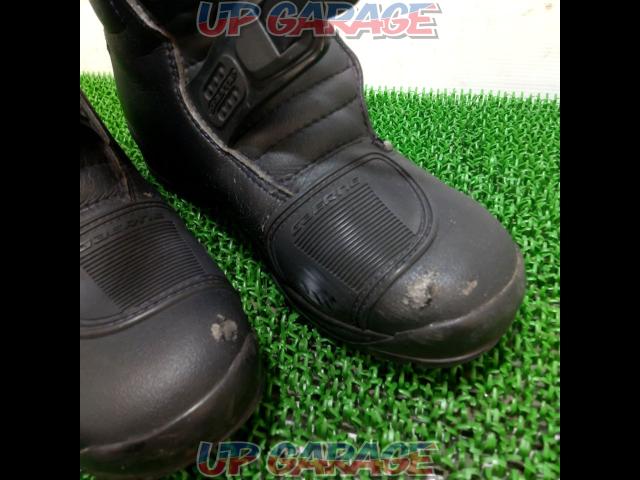 Size: 25.5
GAERNE
Tafugia
Ankle boot-02
