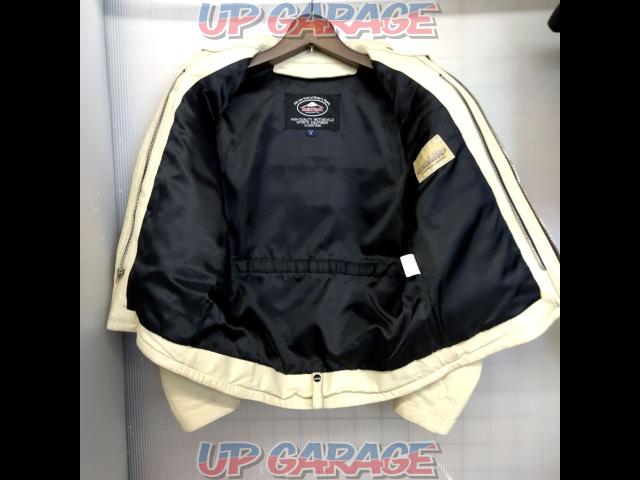 Kushitani
Single leather jacket
Size: M-03