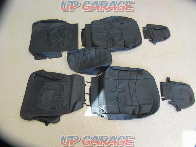 Unknown Manufacturer
18 series Crown
For Royal
Seat Cover
1 cars-02