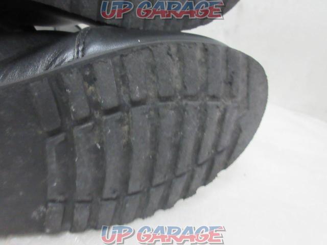 KOMINE
Side zipper boots
(X02244)-04