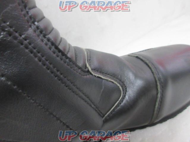 KOMINE
Side zipper boots
(X02244)-08