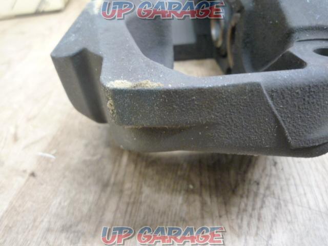 TOYOTA genuine
Front brake caliper-07