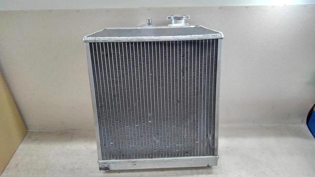Unknown Manufacturer
Radiator
■EG9
And used in the Civic Ferio-07
