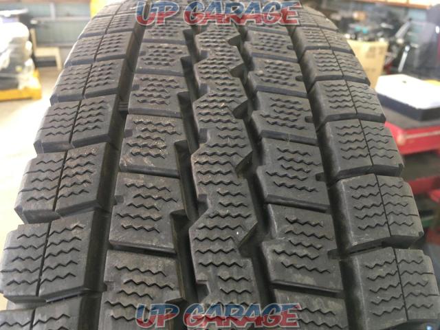 Studless 6 piece set DUNLOP
WINTER
MAXX
LT03M
*Tires cannot be replaced at our store.-02