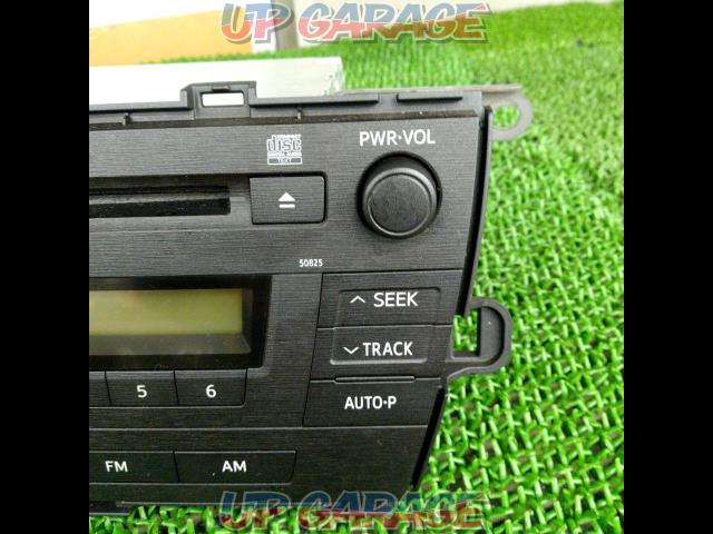 Toyota genuine
ZVW30 Prius genuine irregular audio-03