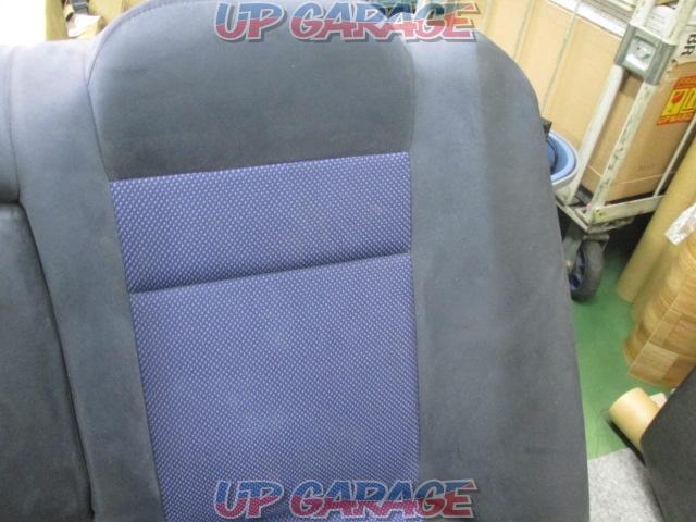 Mitsubishi
Lancer Evolution 5 (Ⅴ)
Genuine rear seat-04