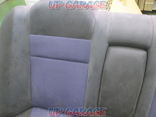 Mitsubishi
Lancer Evolution 5 (Ⅴ)
Genuine rear seat-05