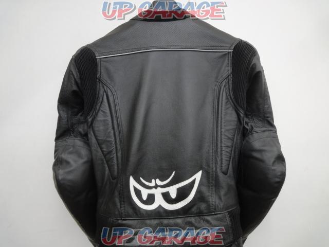 BERIK
Leather racing suit
Product code:BEK12491
M size-06