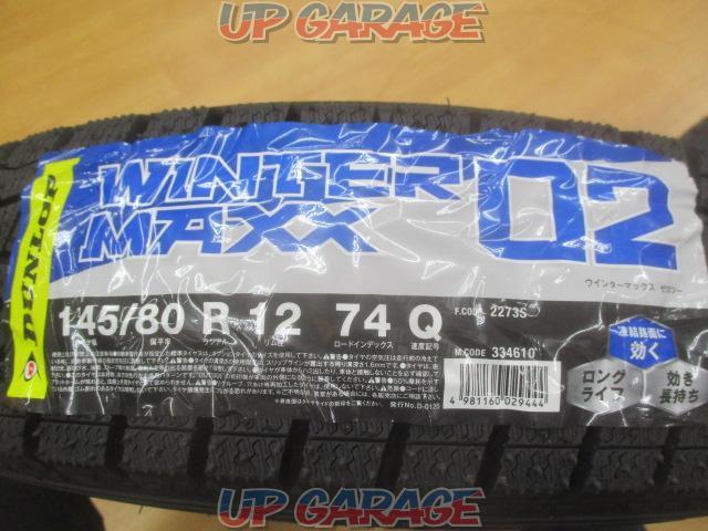 DUNLOP (Dunlop)
VIOLENTO (Vu~iorento)
+
DUNLOP (Dunlop)
WINTER
MAXX
WM02-06