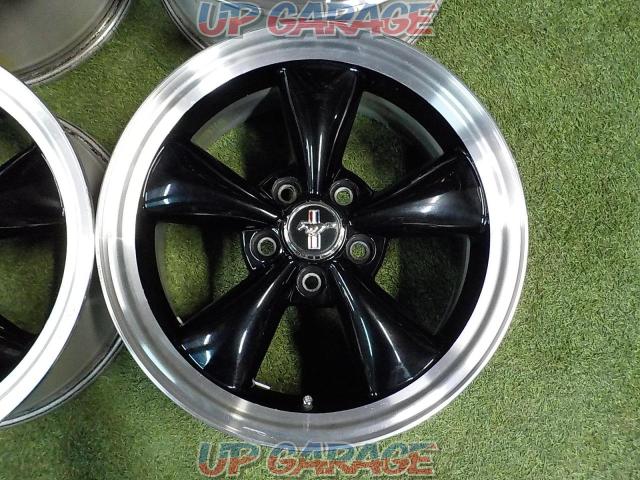 Imported car genuine
Ford
Mustang
2010 car (5th generation) genuine 17 inch aluminum wheels-02