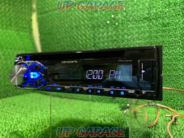 carrozzeriaDEH-4200
CD / USB tuner deck-03