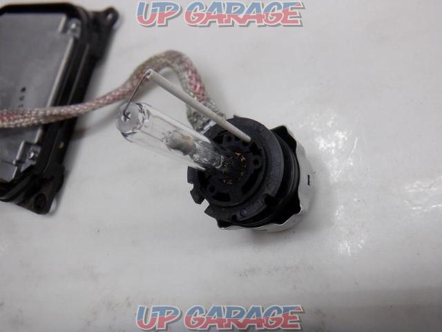 One side only TOYOTA genuine
HID ballast-09