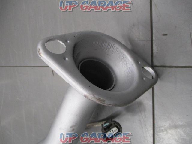 Nissan genuine
Catalyst/Exhaust pipe/Note/DBA-E12/HR12DE-06