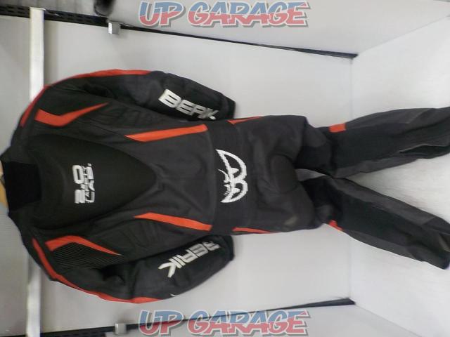 BERIK
Racing suits
2.0
48 size-05