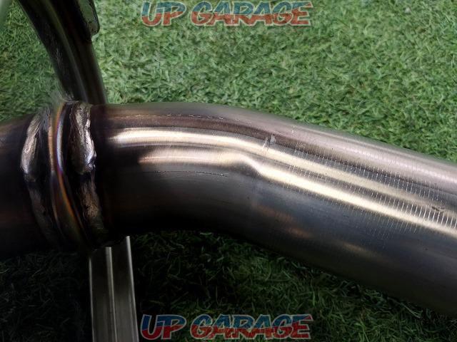 HKS
LEGAMAX
Premium
Left and right out single muffler-09