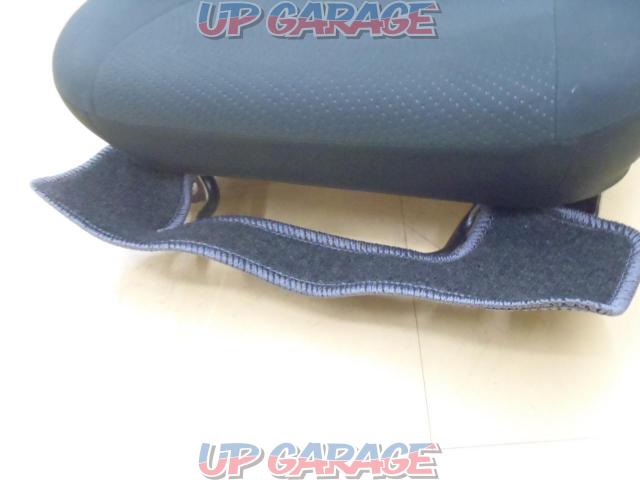 Toyota genuine
Hiace 200
Super GL genuine sheet
Passenger seat (LH)-05