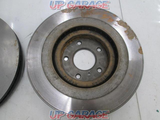 Nissan genuine disc rotor
Two-02
