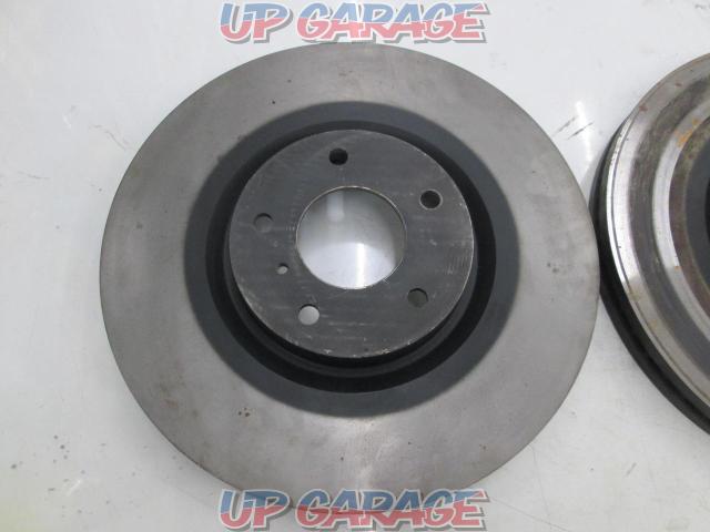 Nissan genuine disc rotor
Two-06
