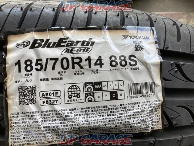 9
 with unused tire 
TOKYO
SHARIN
BUSTER
Brush
+
YOKOHAMA
BluEarth
AE-01
185 / 70-14
88S
4 pieces set-09