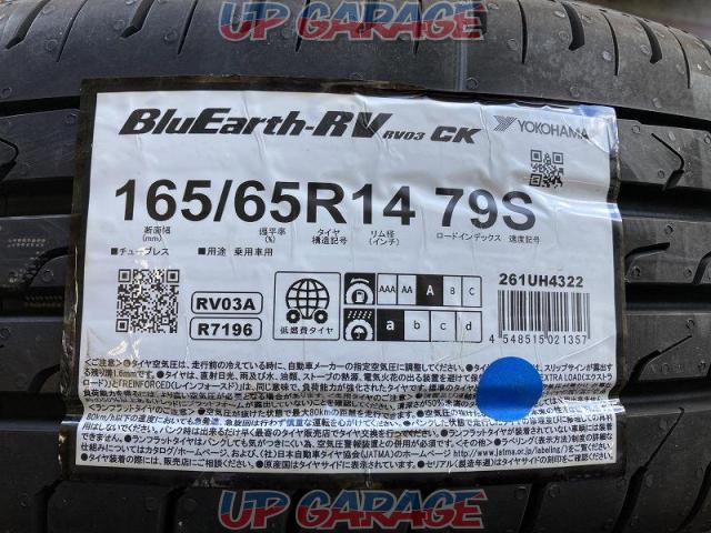 9
 with unused tire 
A-TECH
SCHNEIDER
SLC
+
YOKOHAMA
BluEarth
RV03
CK
165 / 65R14
79S
4 pieces set-09