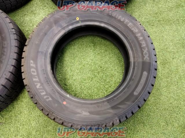 (Please contact us in advance when visiting A-1T warehouse storage) DUNLOP
WINTERMAXX
WM02-03