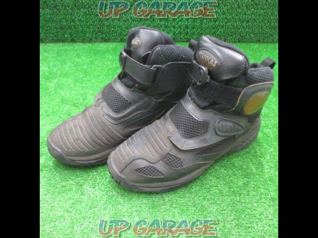 NANKAI
Moto foot mesh shoes
NS-22-02