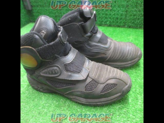 NANKAI
Moto foot mesh shoes
NS-22-04