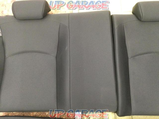 TOYOTA
GR Yaris
Genuine rear seat left and right set/
1 cars-06