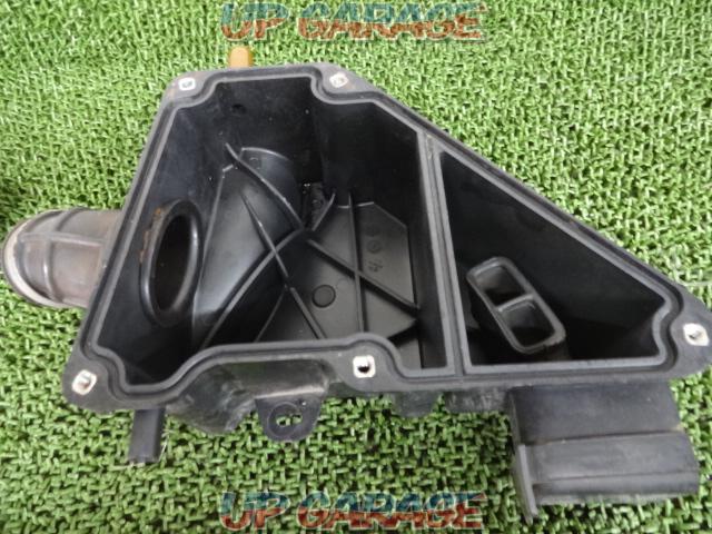 YAMAHAYB125SP
(Year unknown) Genuine air cleaner box-04